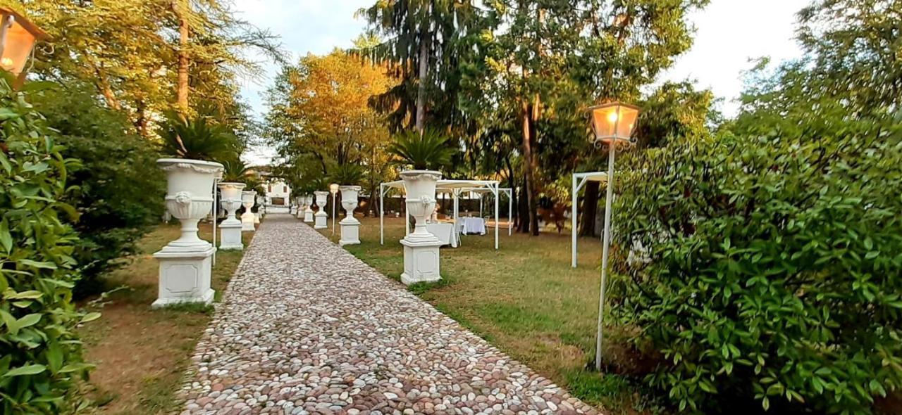 Villa Cigolotti Vivaro ภายนอก รูปภาพ